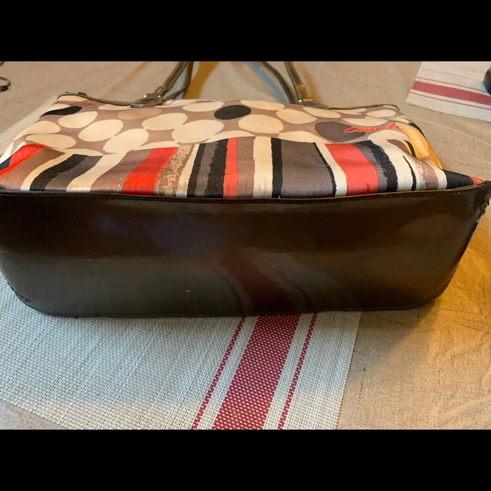 Coach Handbag - Picture 3 of 8